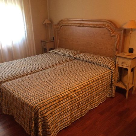 Hotel Los Angeles La Bañeza Zewnętrze zdjęcie