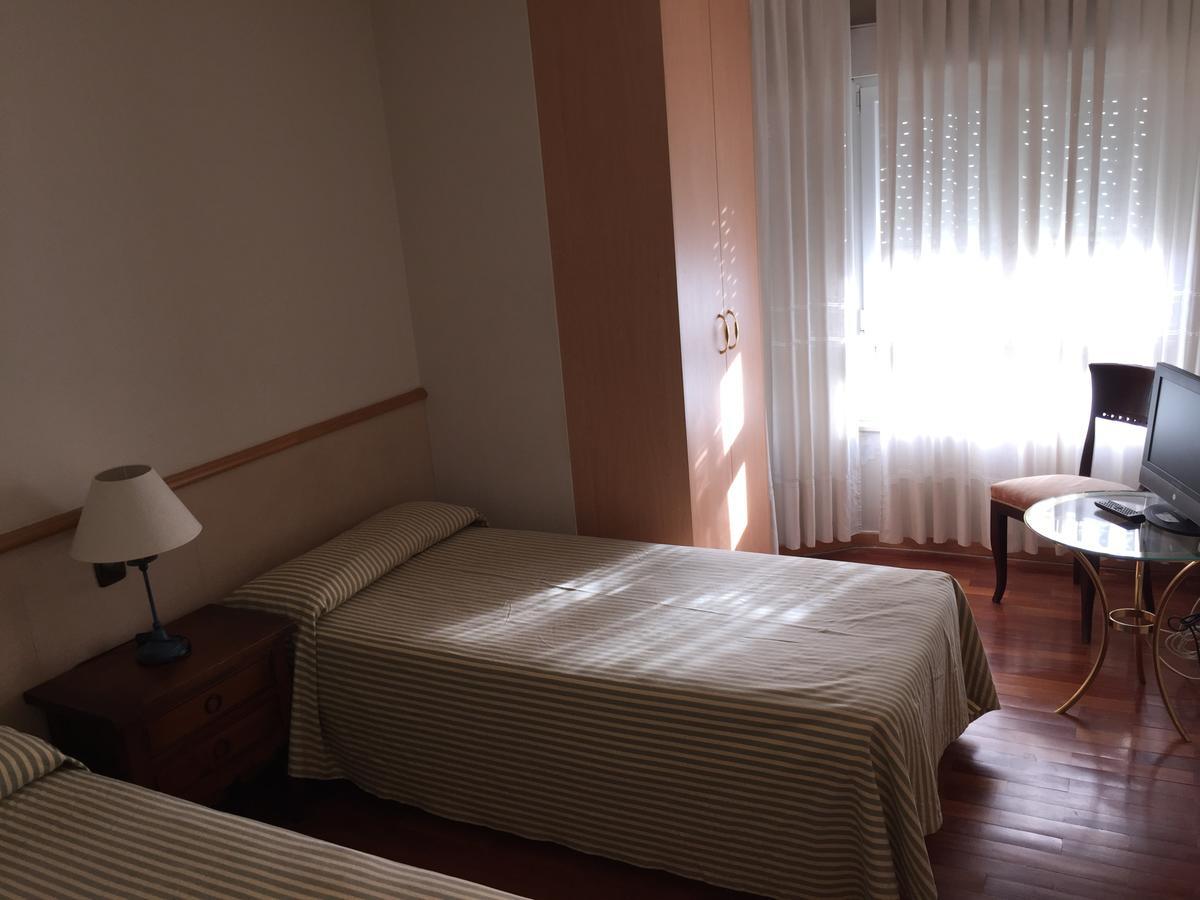 Hotel Los Angeles La Bañeza Zewnętrze zdjęcie